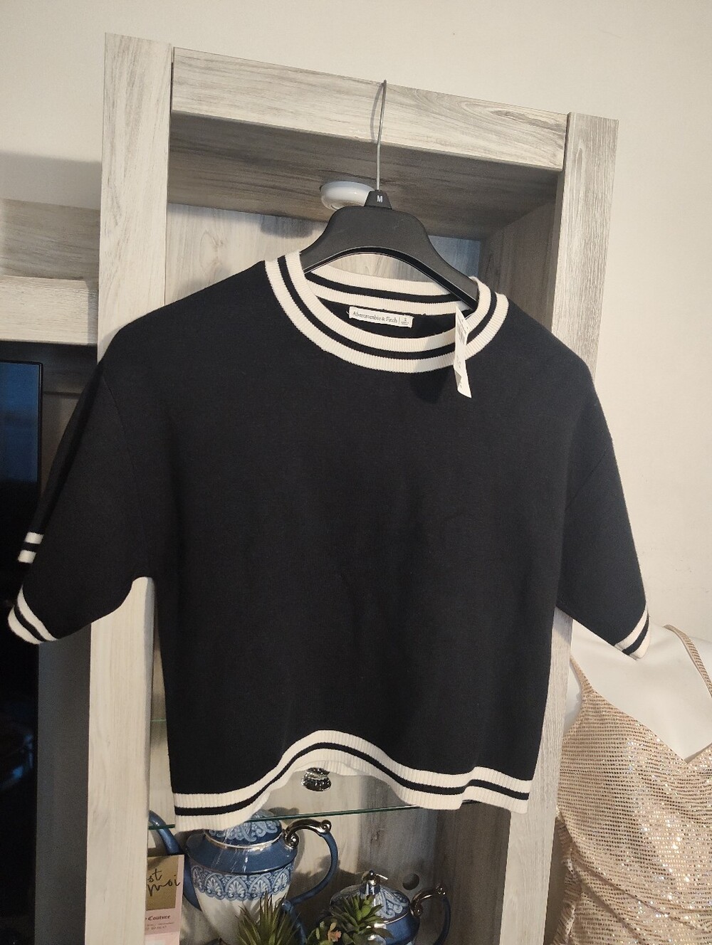 Abercrombie & Fitch Black and White Stripe Trim Kids Top SZ Small New With Tags